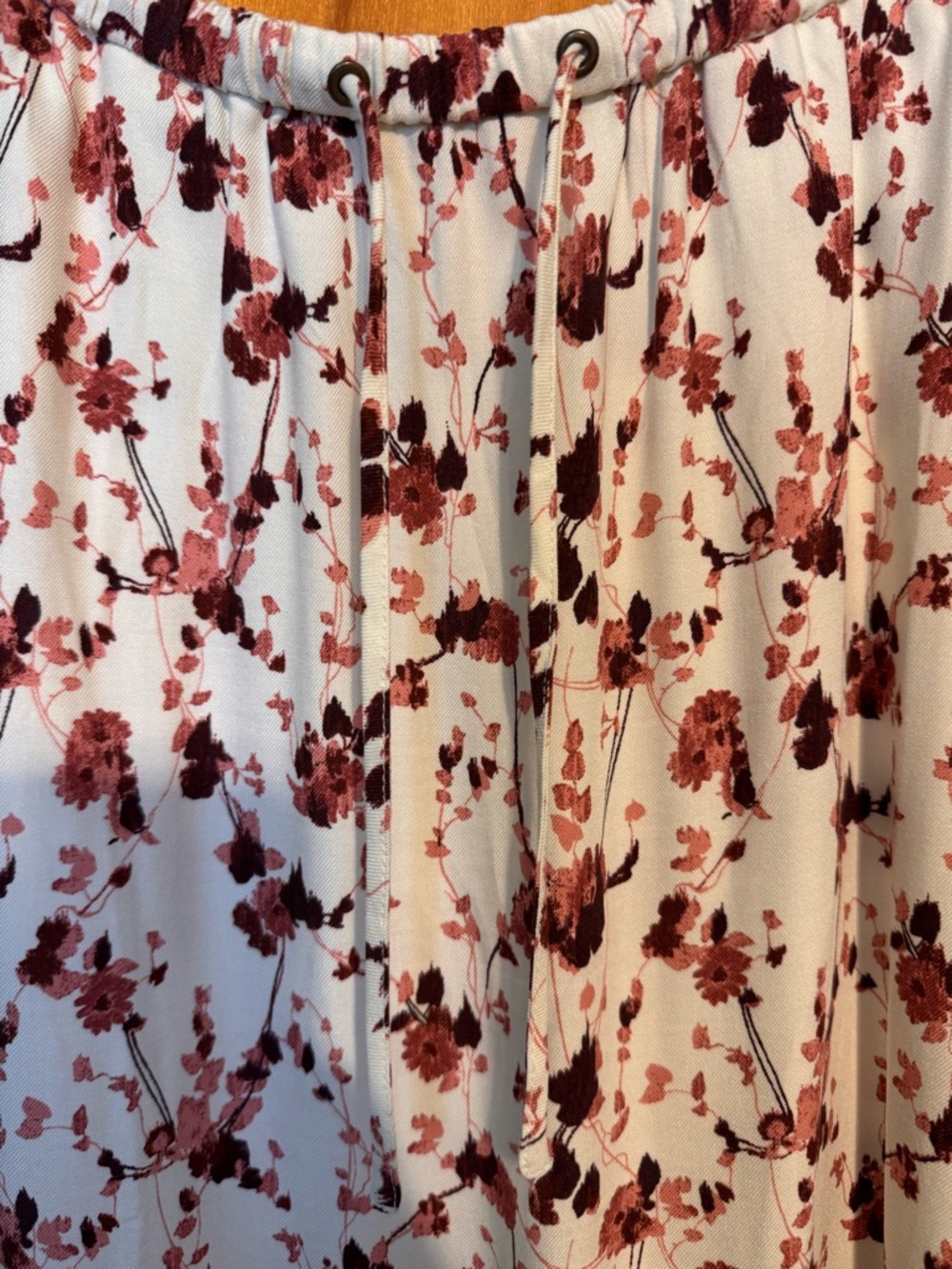 Drawstring maxi skirt - Picture 2 of 3
